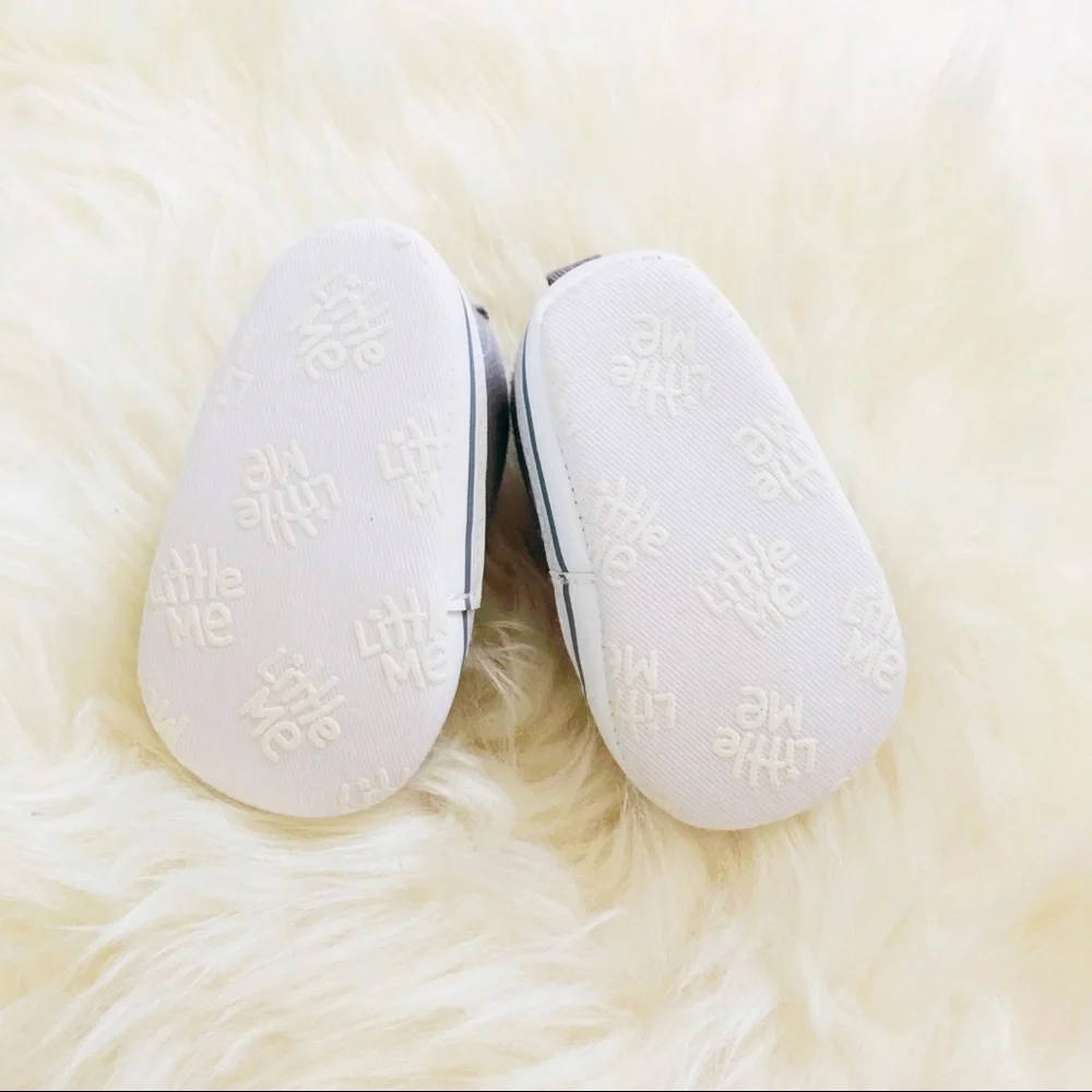 Little Me, crib sneakers